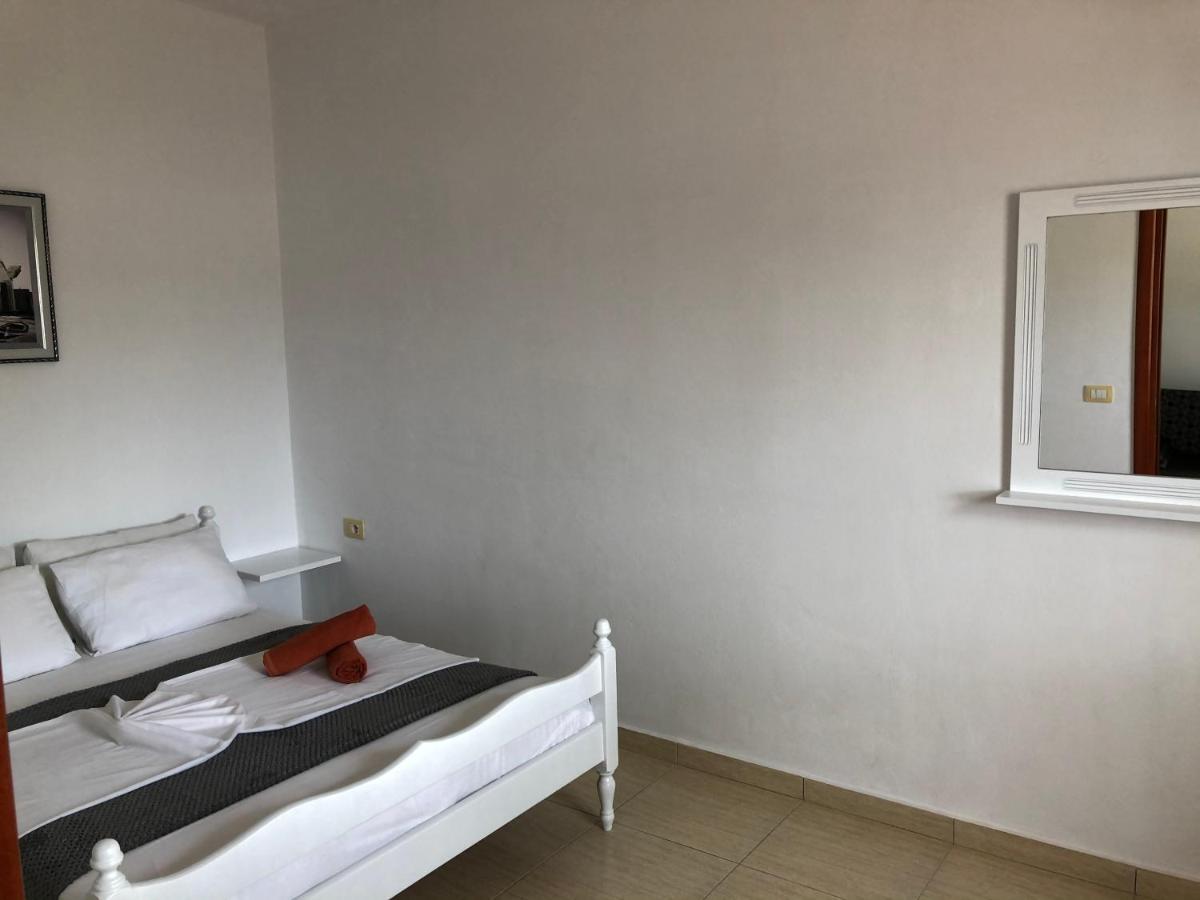 Tomi Apartments Sarande Luaran gambar