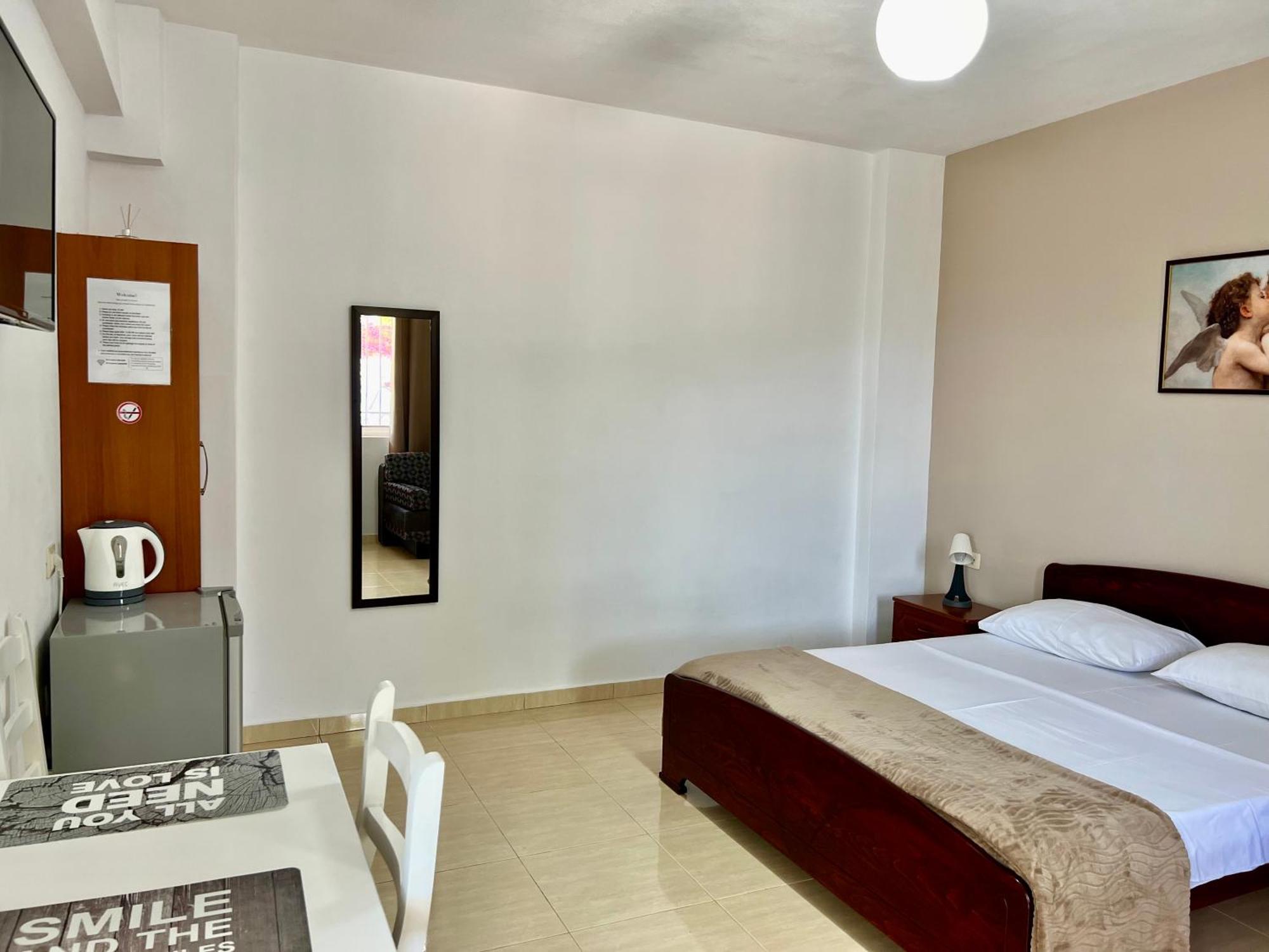 Tomi Apartments Sarande Luaran gambar